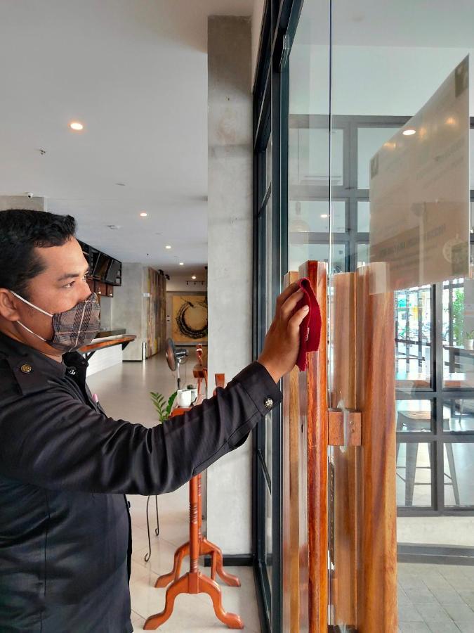 Kama Hotel Medan Kültér fotó