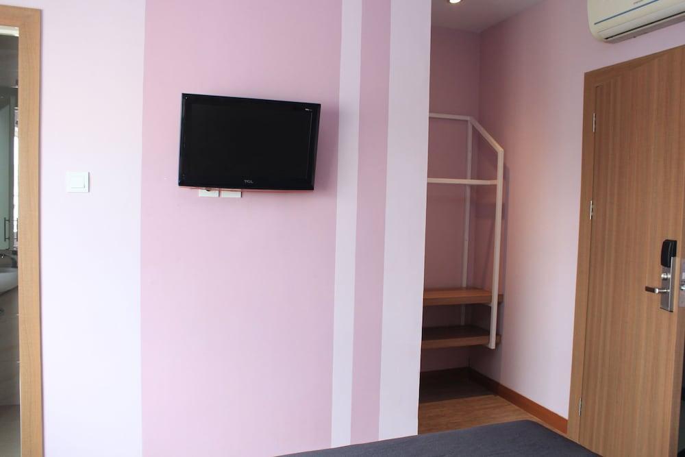 Kama Hotel Medan Kültér fotó