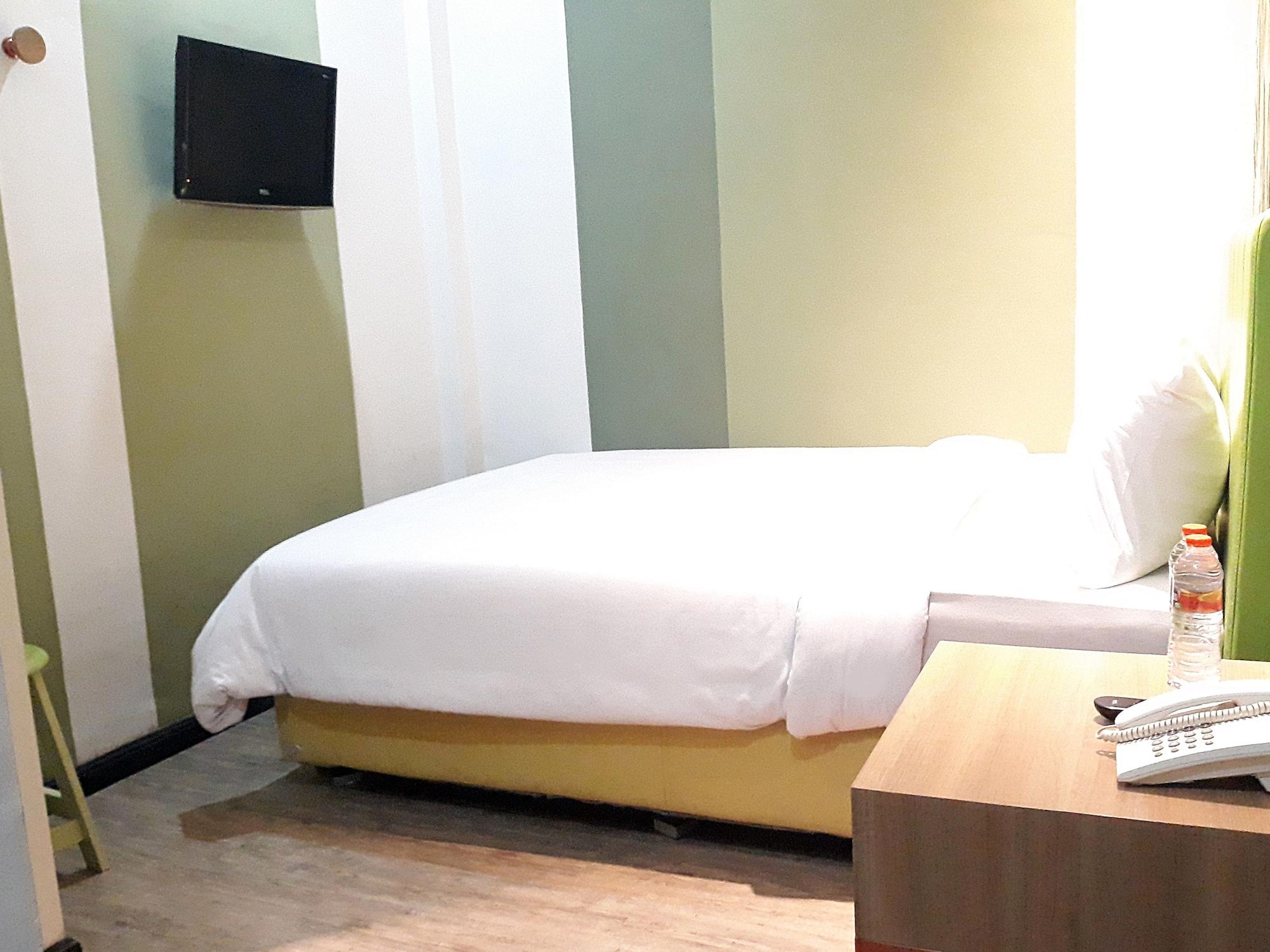 Kama Hotel Medan Kültér fotó