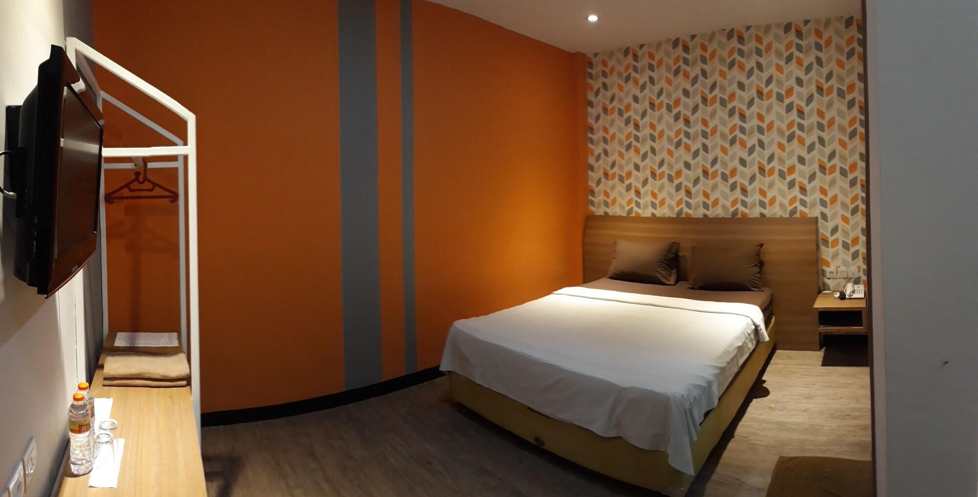 Kama Hotel Medan Kültér fotó