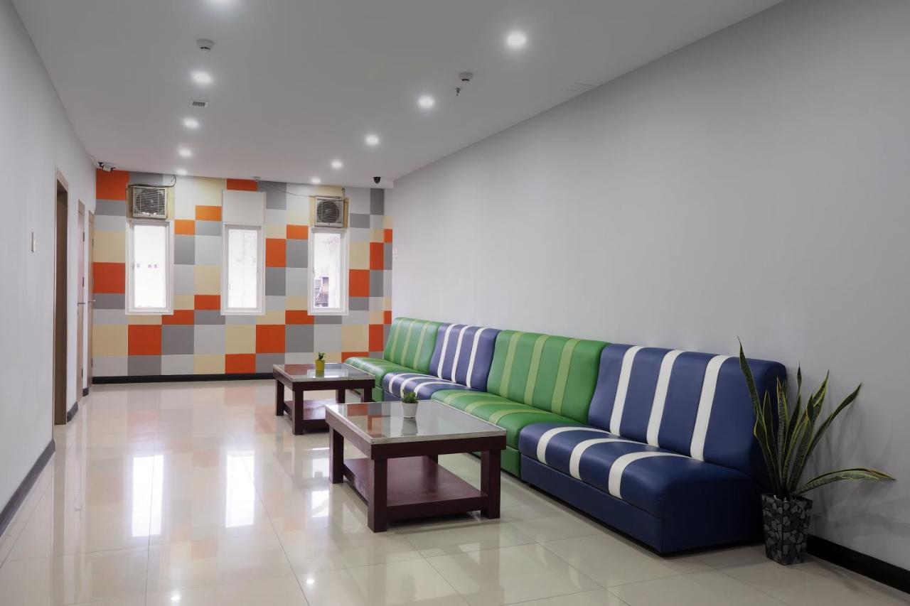Kama Hotel Medan Kültér fotó