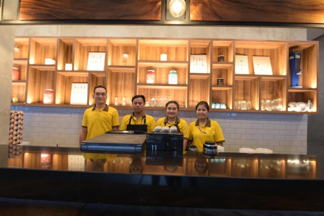 Kama Hotel Medan Kültér fotó