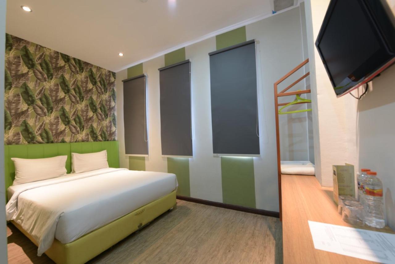 Kama Hotel Medan Kültér fotó