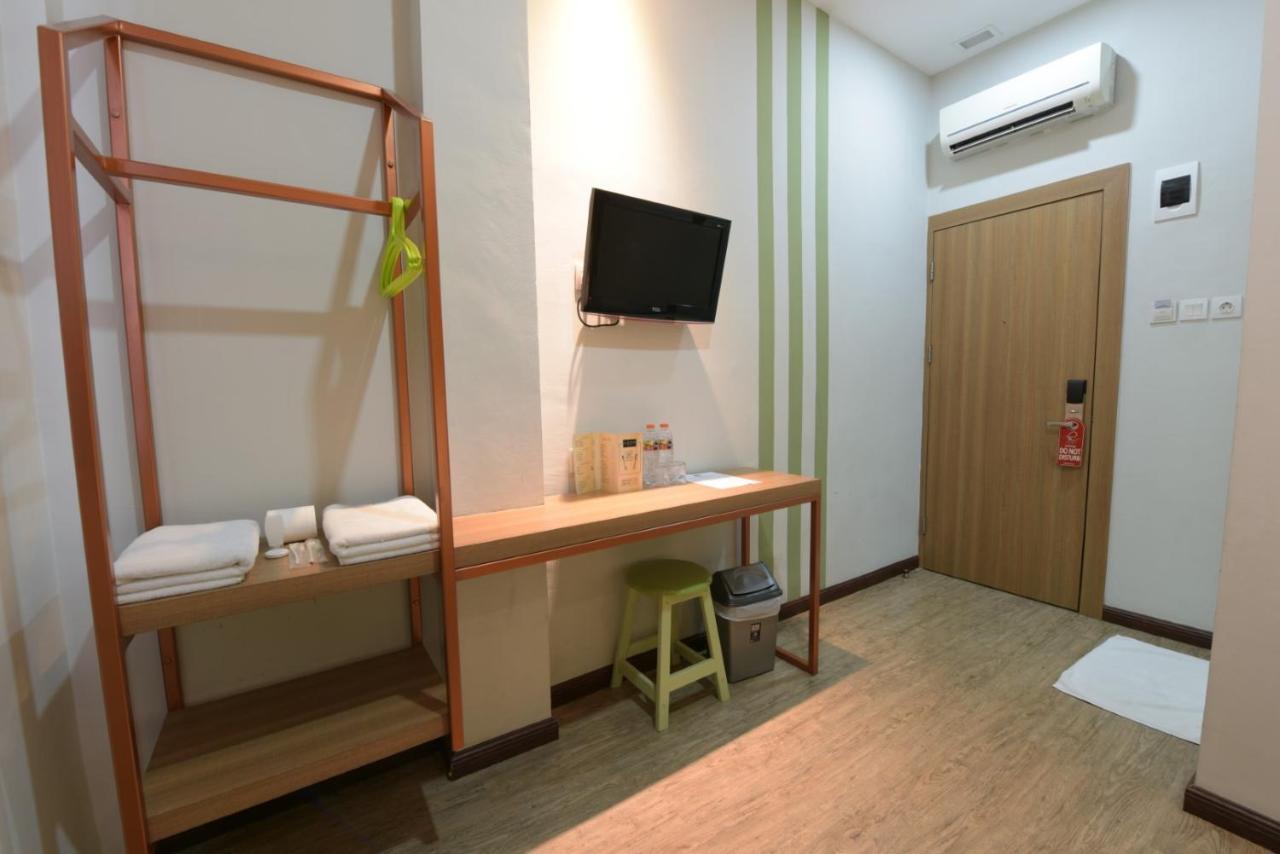 Kama Hotel Medan Kültér fotó
